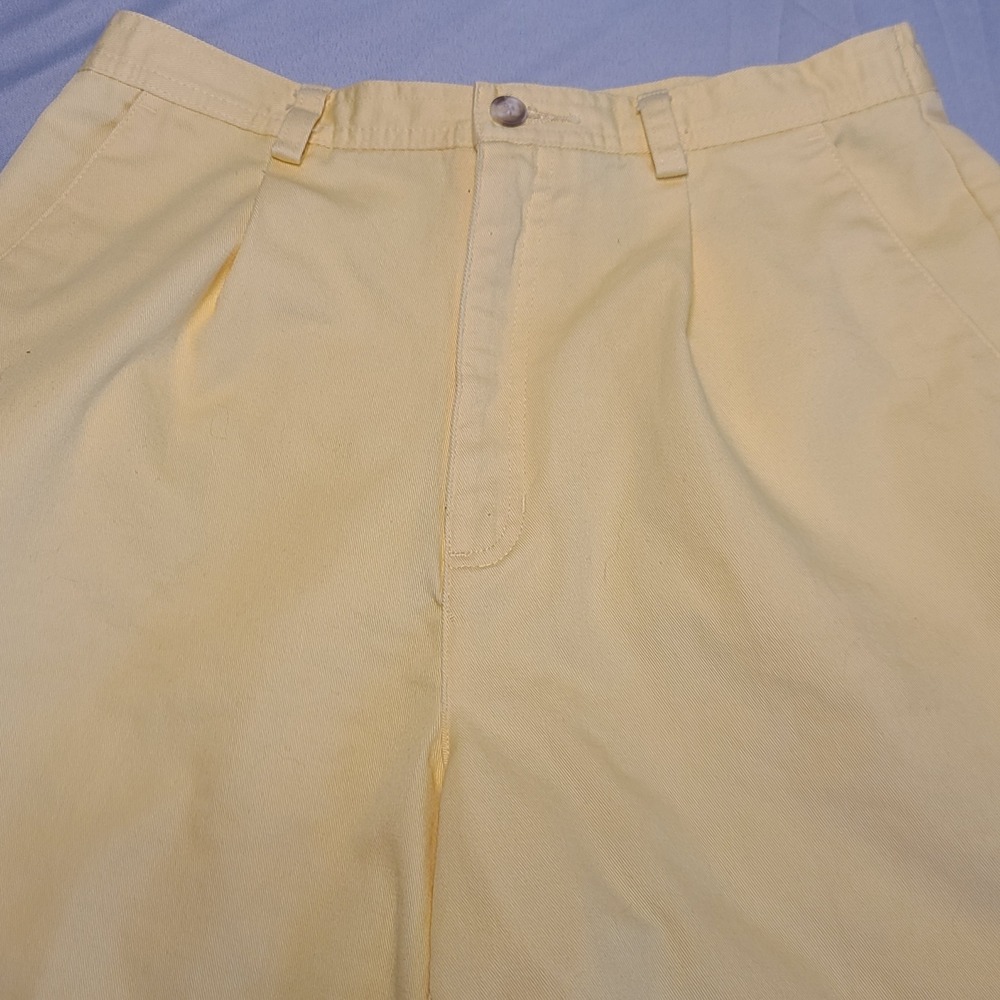 St Johns Bay‎ Pleated Chino Shorts Womens 8 Yellow High Rise Cotton Twill Casual